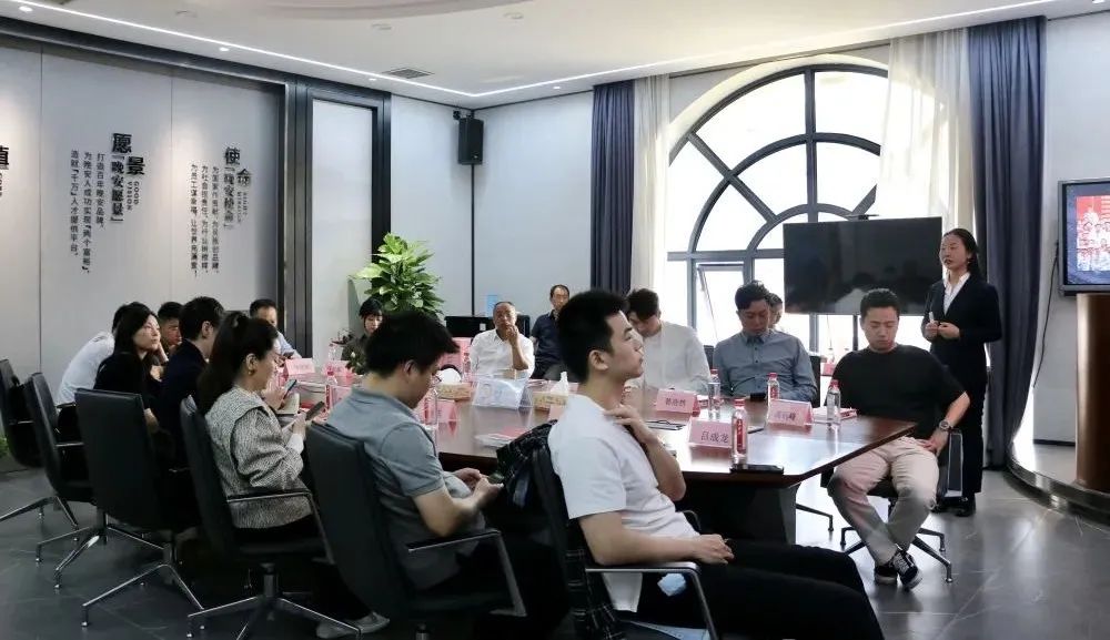 湖南省家具行業(yè)協(xié)會,家具行業(yè)協(xié)會,家具行業(yè) 湖南省家具行業(yè)協(xié)會,家具行業(yè)協(xié)會,家具行業(yè)
