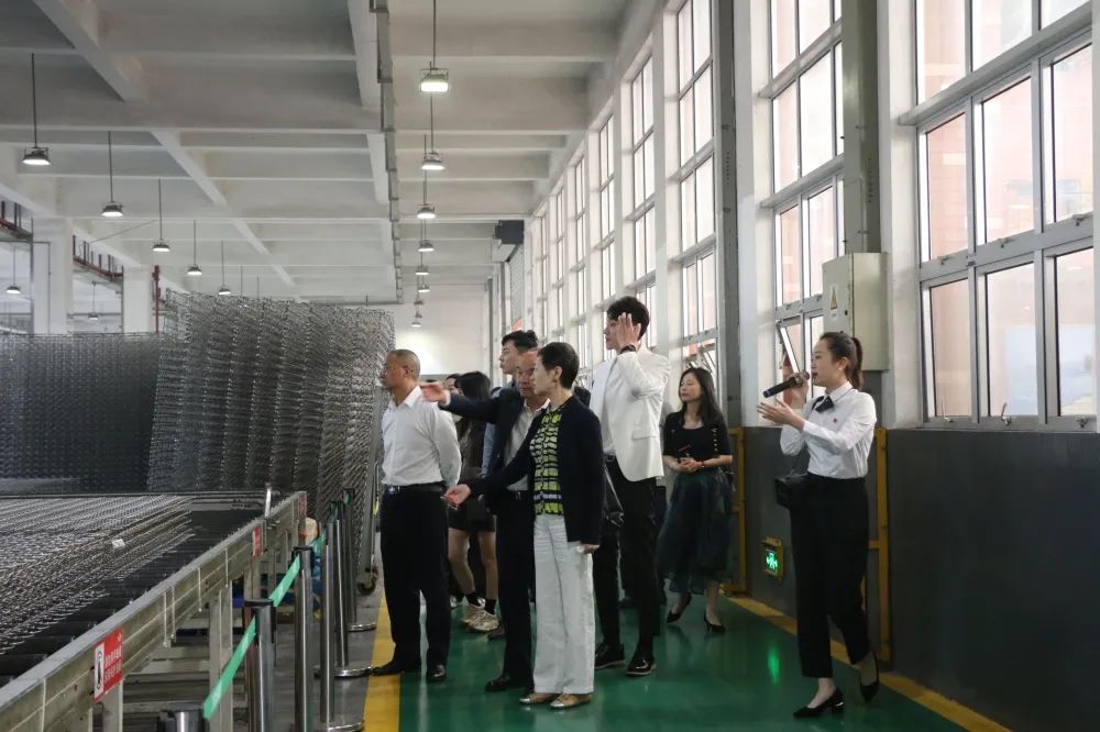 湖南省家具行業(yè)協(xié)會,家具行業(yè)協(xié)會,家具行業(yè) 湖南省家具行業(yè)協(xié)會,家具行業(yè)協(xié)會,家具行業(yè)